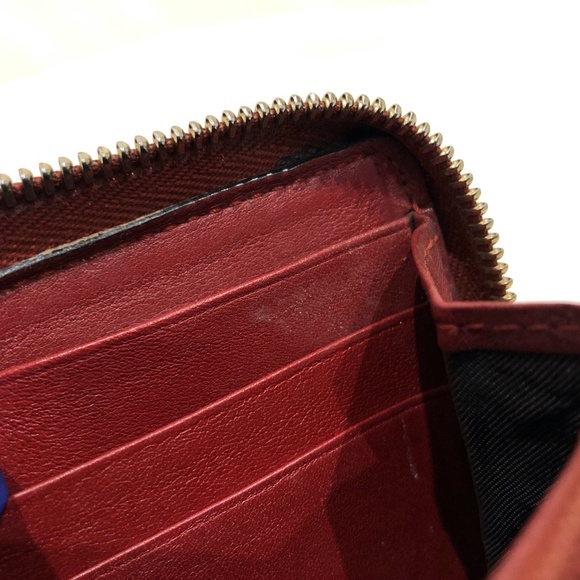 Gucci Red Enamel Zip Around Long Wallet Sku#84182 (gently used,zipper pull miss) - Picture 13 of 13
